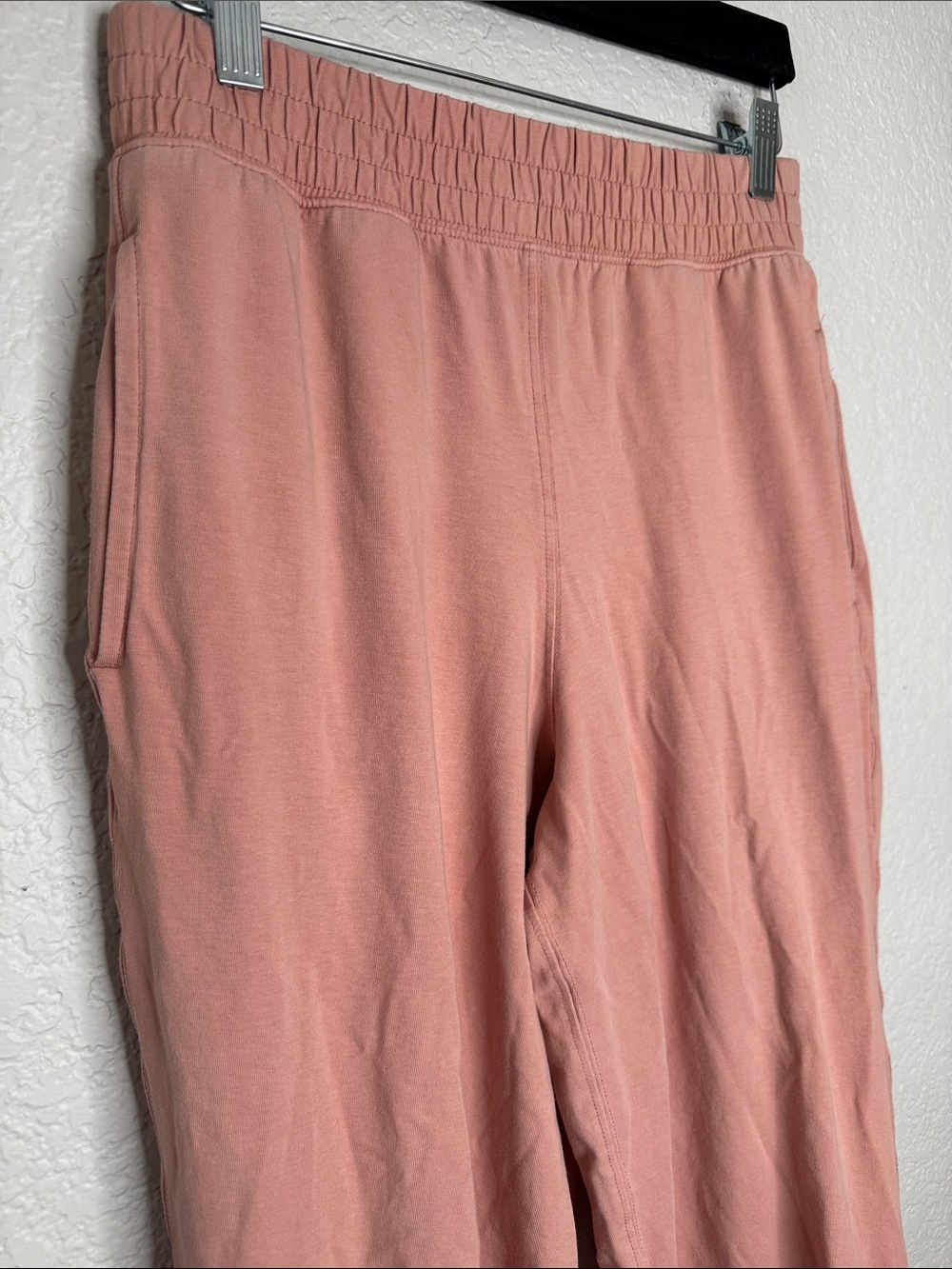Free People Baggy Comfortable Lounge Jogger Pants Medium Peach - Picture 3 of 7
